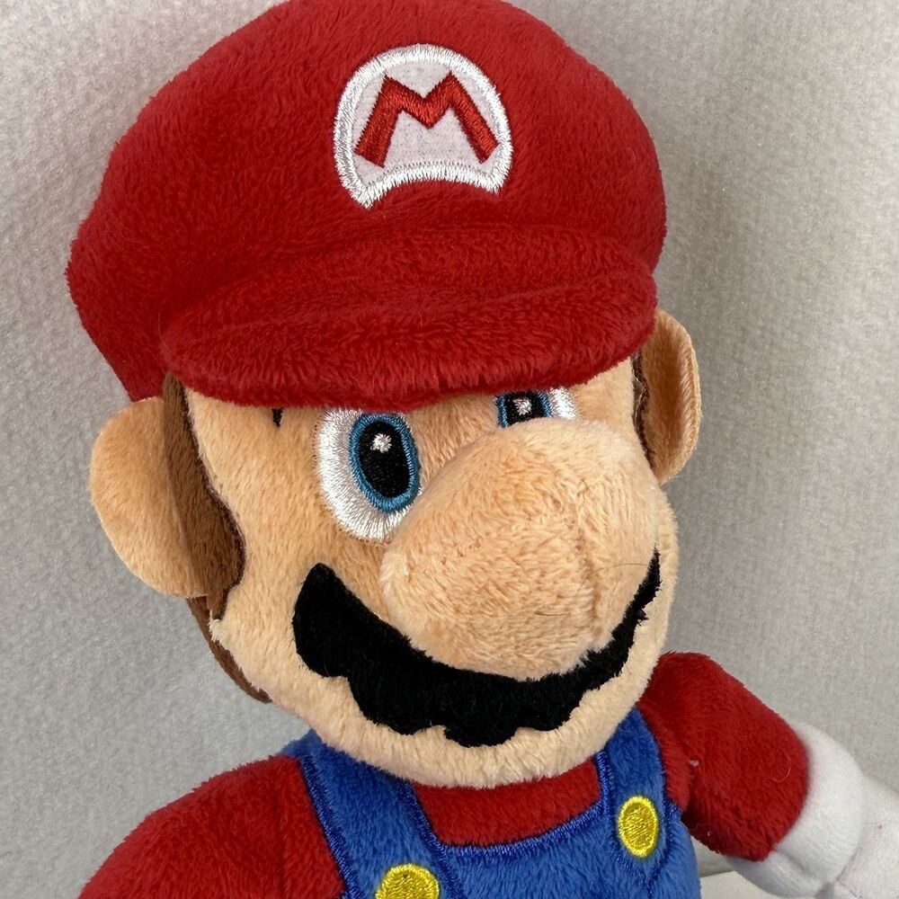 Plush Super Mario Nintendo 2021 Doll Arcade Game Plushy 10"